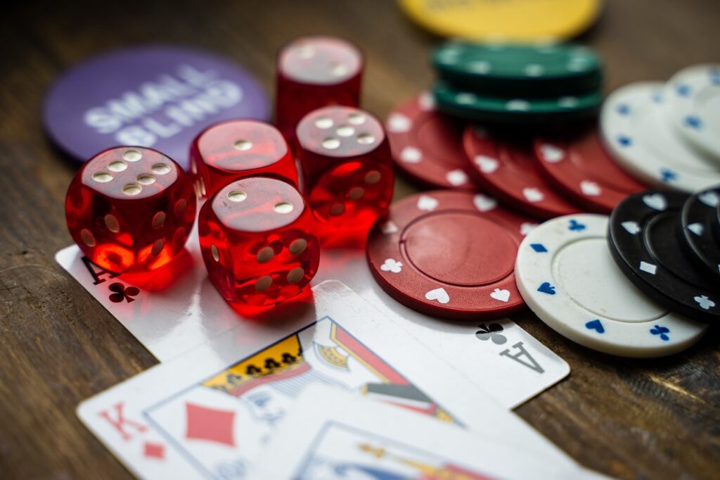 destructive habits, gambling, contest, poker-4178462.jpg